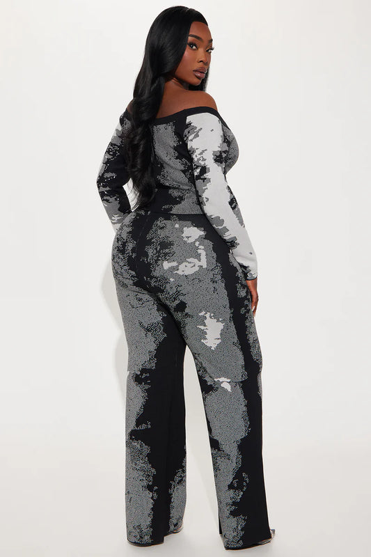 BLACK GRAY PRINT SWEATER SET L